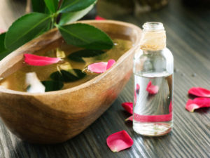 rose-essential-oil for skin problems